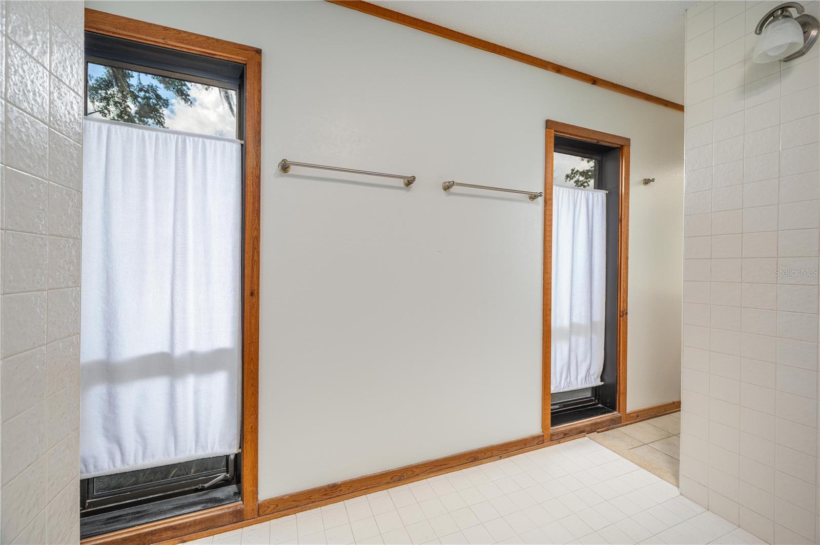 1325 Thornburg Rd Property Photo 25