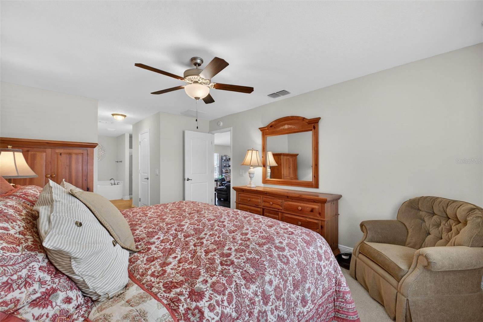2429 Twin Lake View Rd Property Photo 15