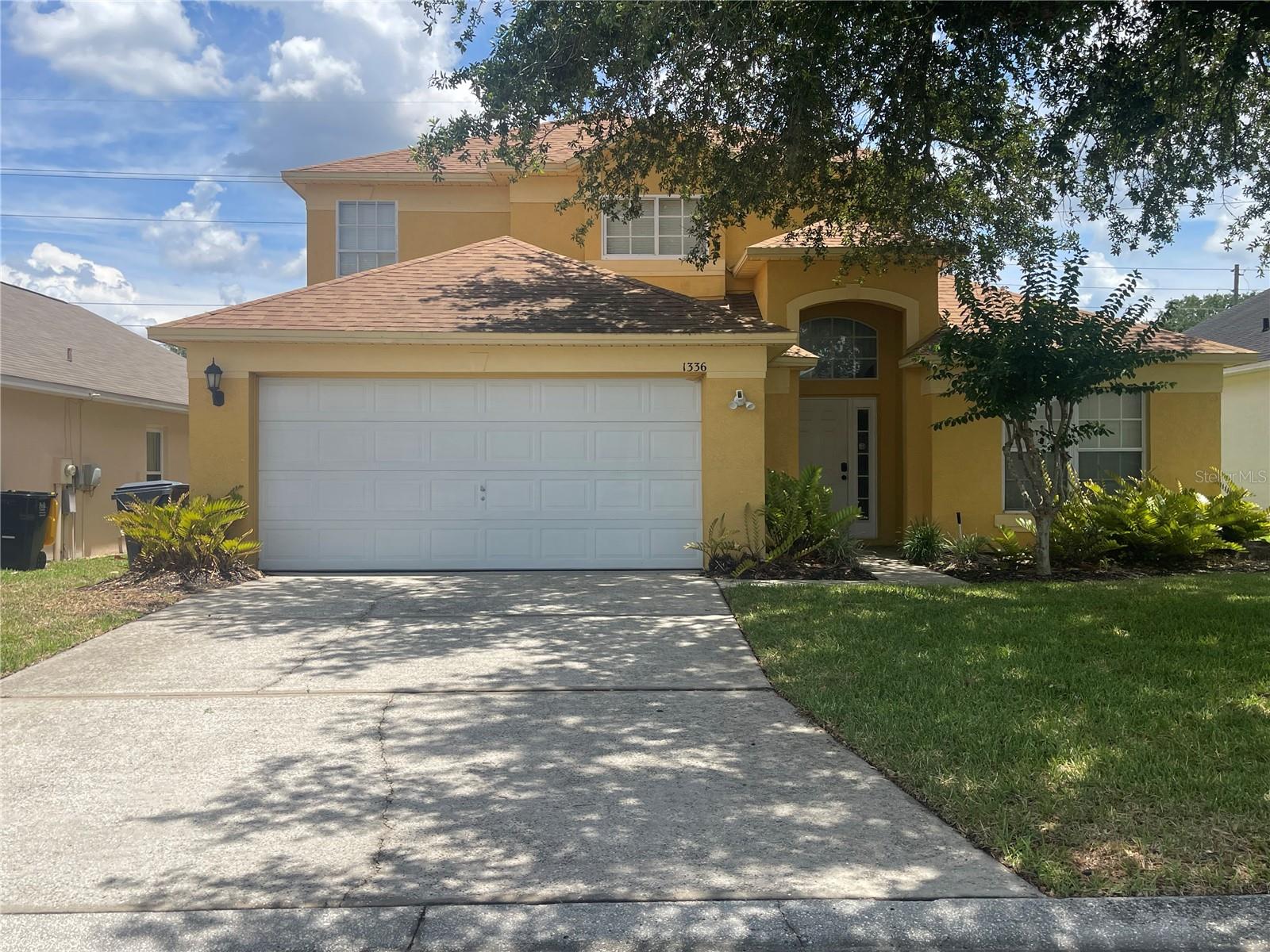 1336 Casterton Cir Property Photo 1