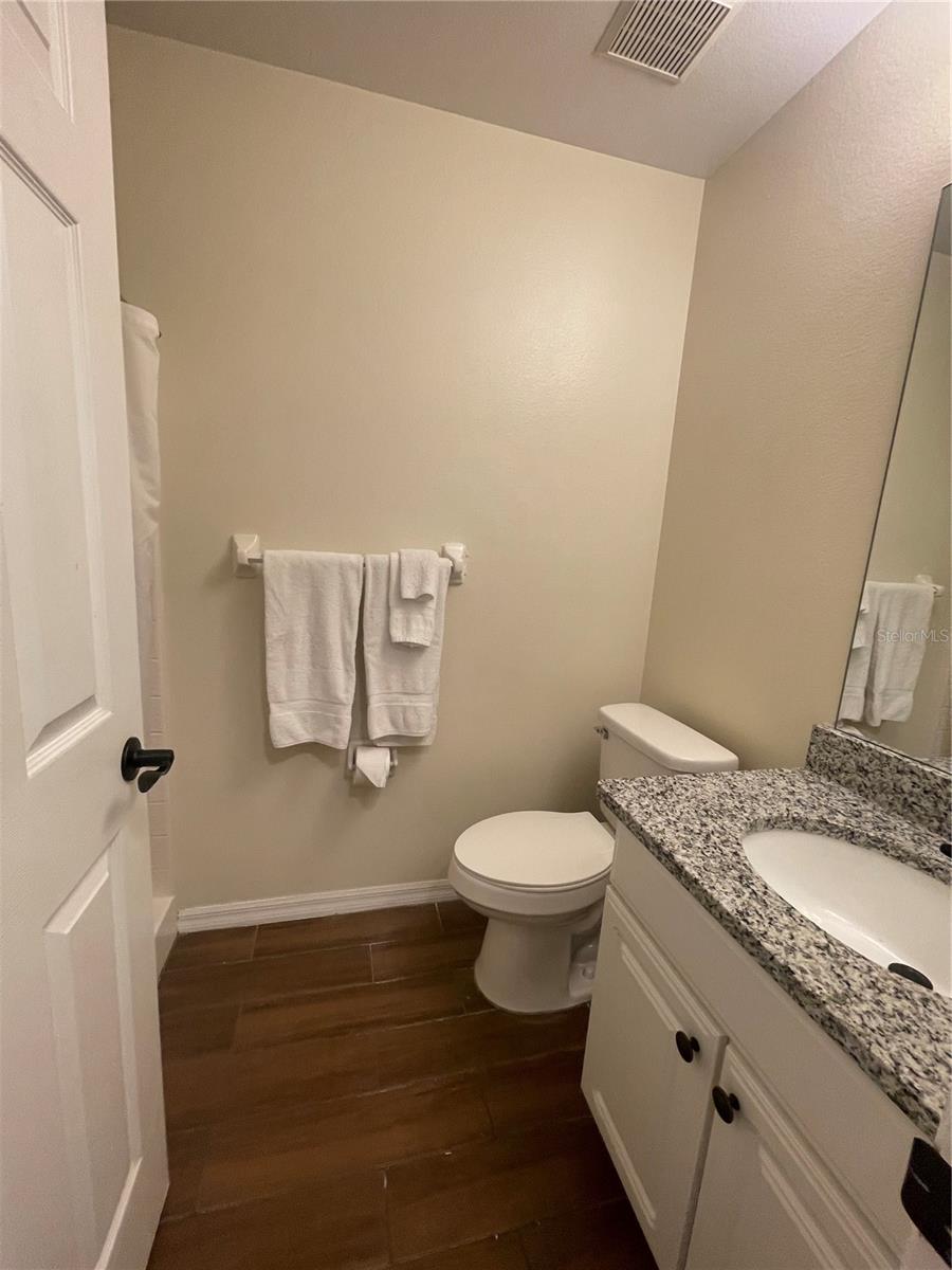 1336 Casterton Cir Property Photo 21