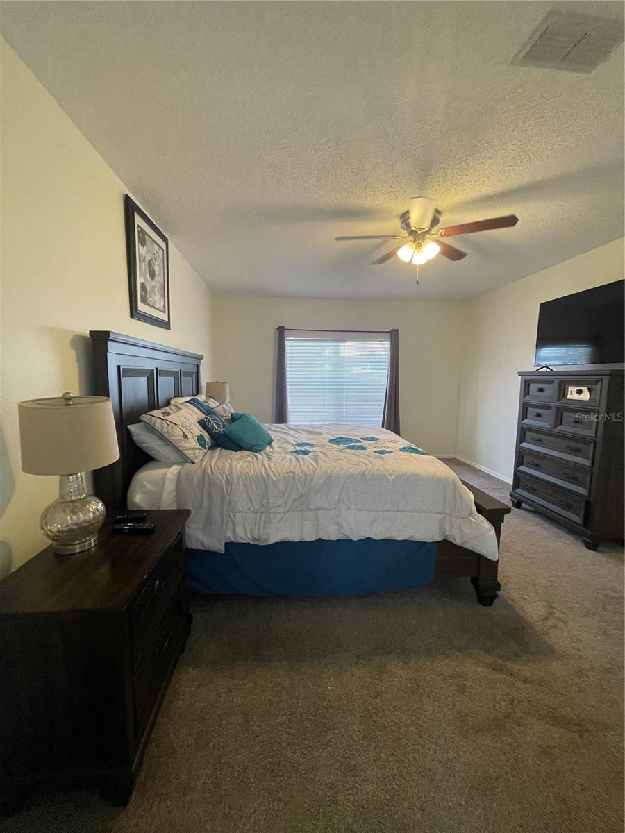 1336 Casterton Cir Property Photo 27