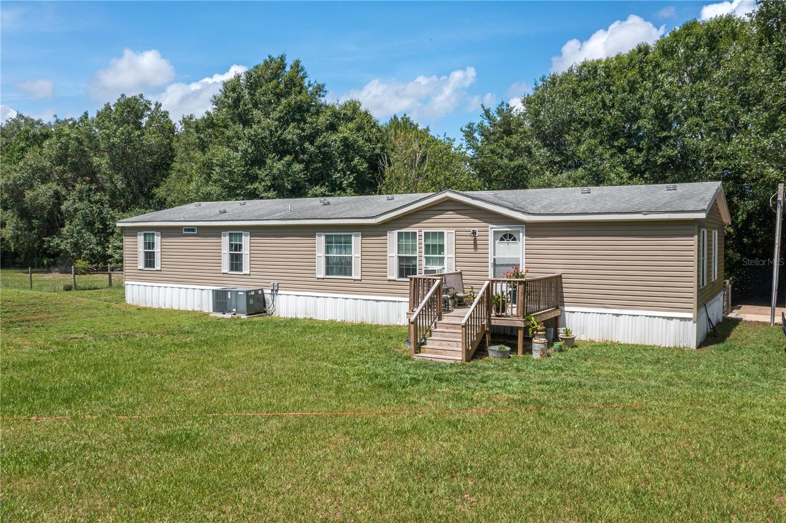 15079 Brahma Rd Property Photo 5