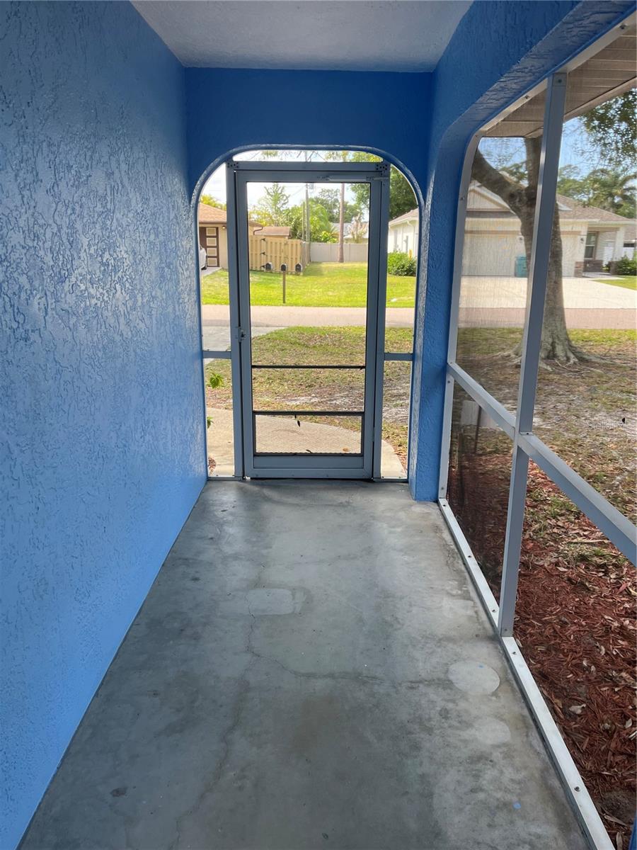 23076 August Ave Property Photo 4