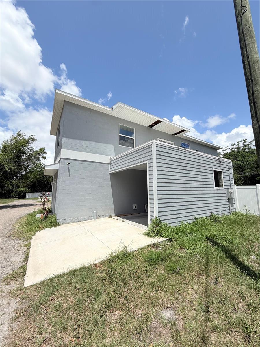 3180 Lincoln St Property Photo 1