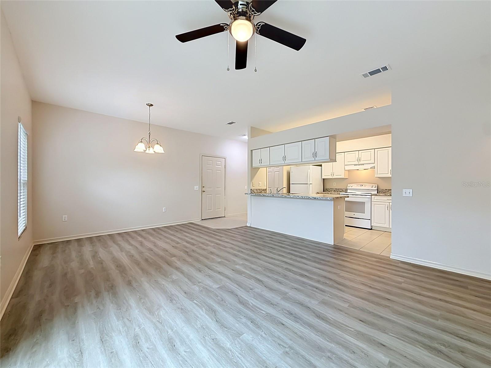 704 Eagle Pond Dr #704 Property Photo 8