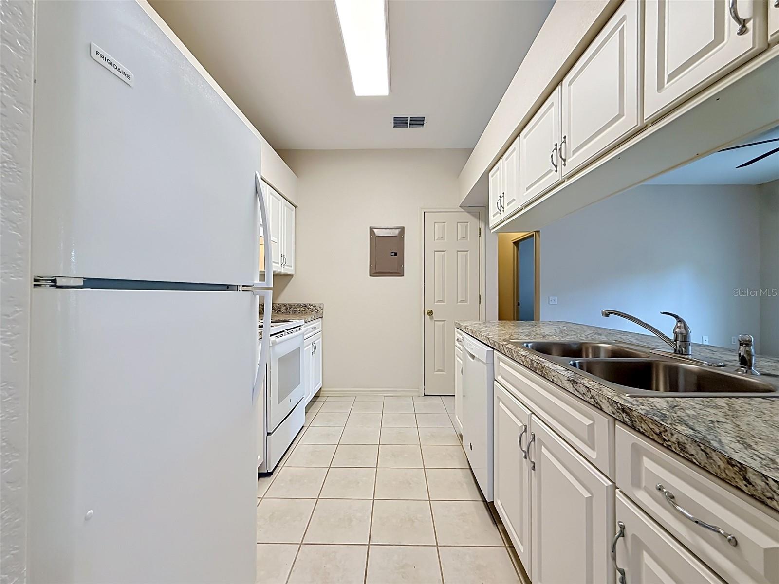 704 Eagle Pond Dr #704 Property Photo 13