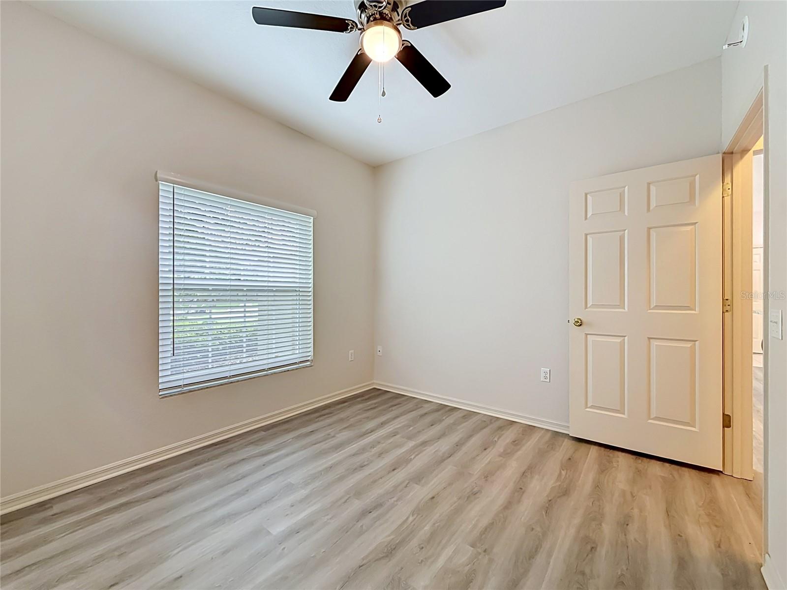 704 Eagle Pond Dr #704 Property Photo 17