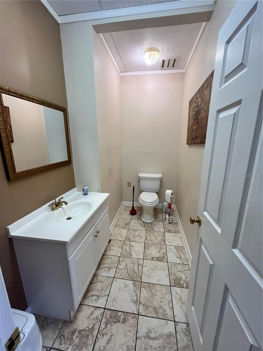 P4938869 Property Photo 12