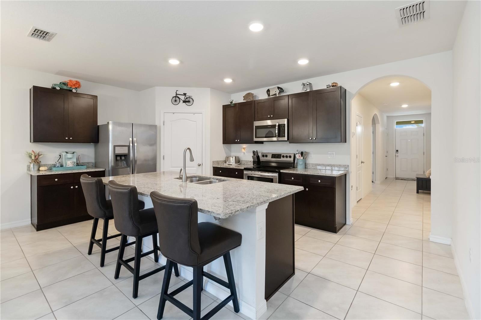 4022 Silverstream Ter Property Photo 8