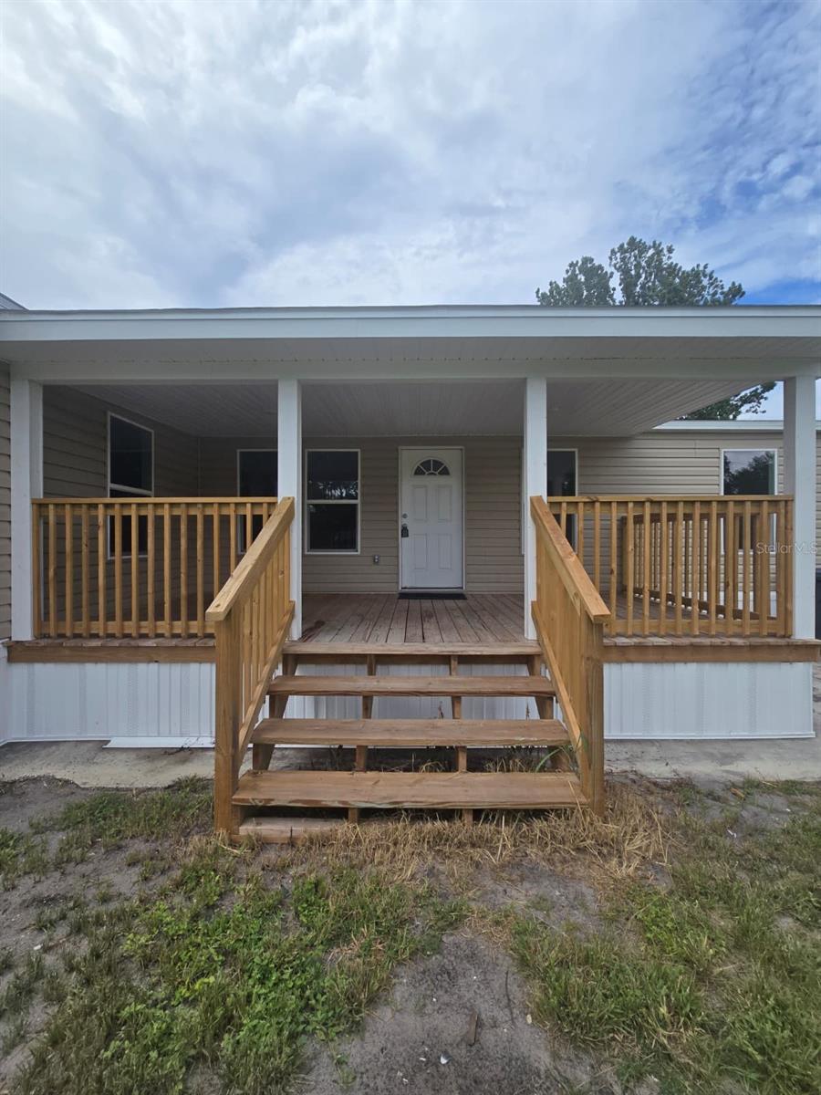 6220 Pinewood Dr Property Photo 1