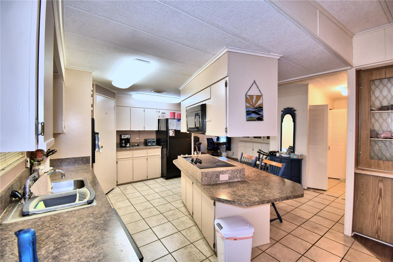 4158 Rolling Oaks Dr Property Photo 5