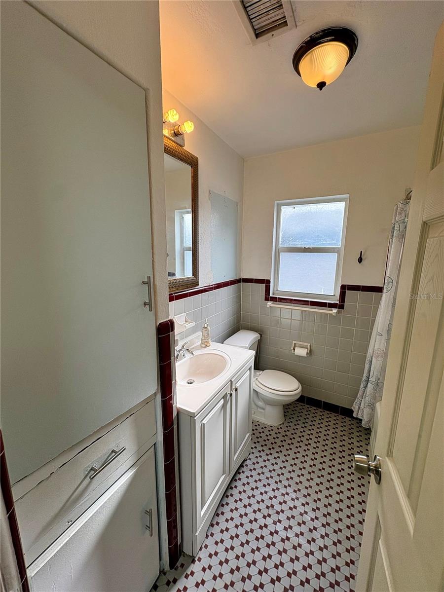 1708 E Main St Property Photo 25