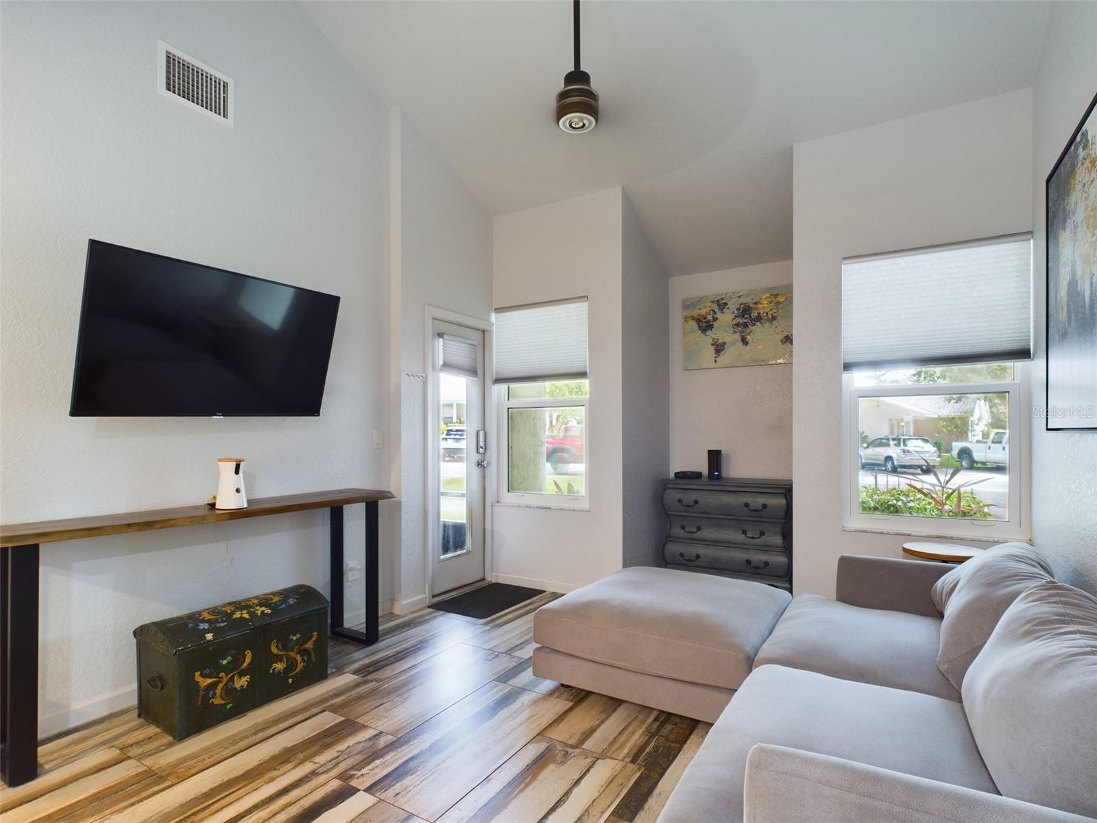 2049 San Marcos Dr Se #127 Property Photo 6