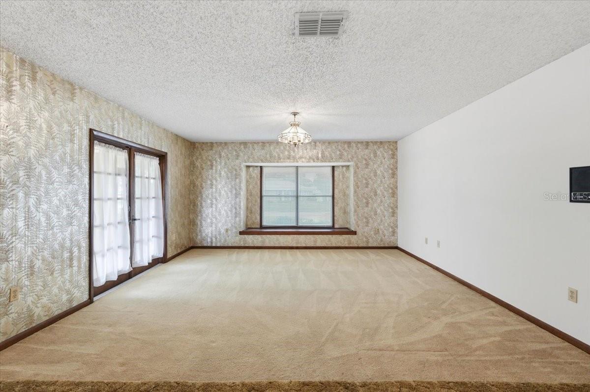 7026 Willow Run Loop Property Photo 20