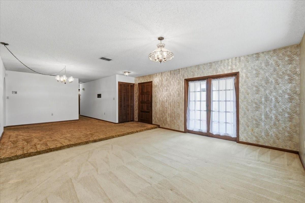 7026 Willow Run Loop Property Photo 22