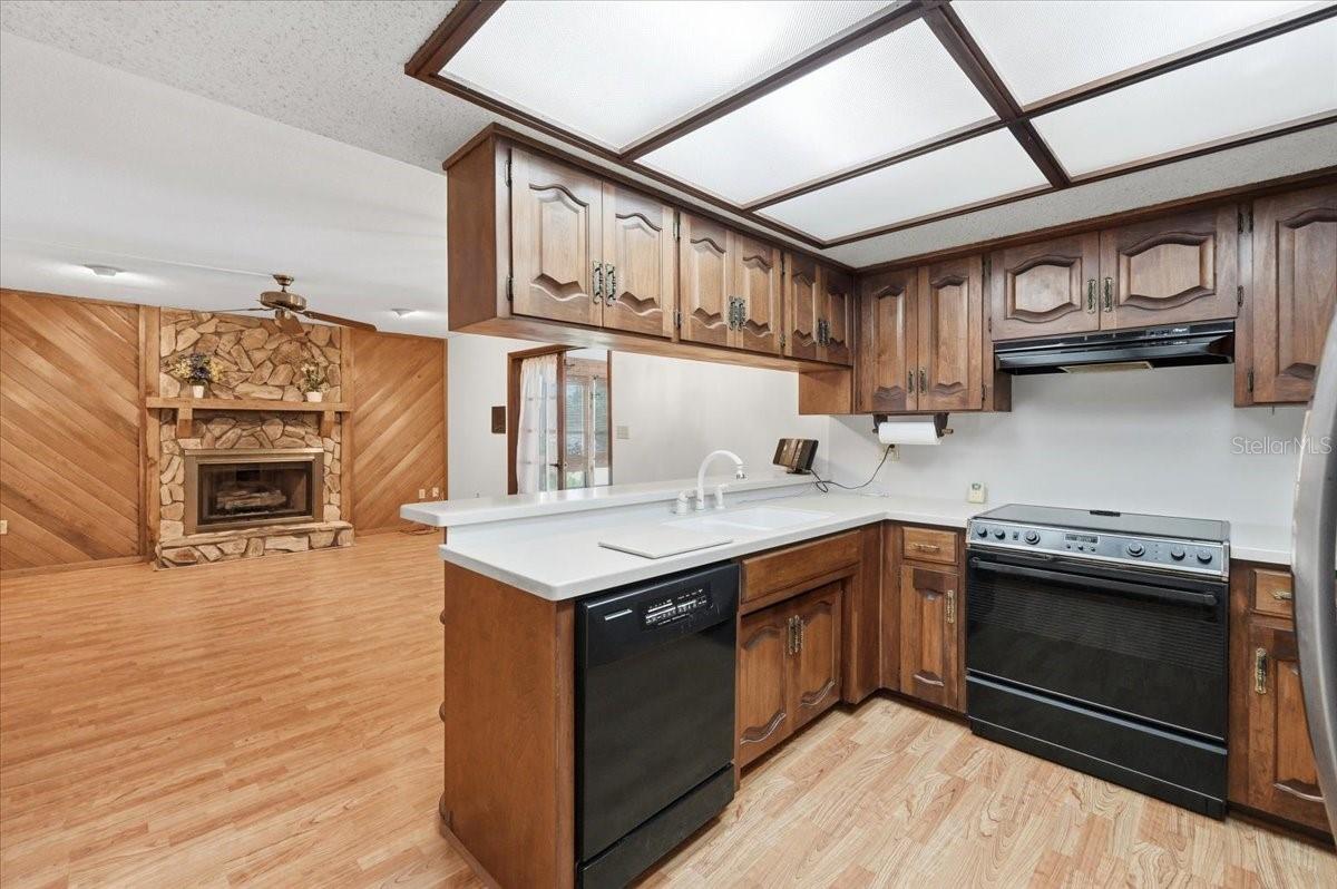 7026 Willow Run Loop Property Photo 34