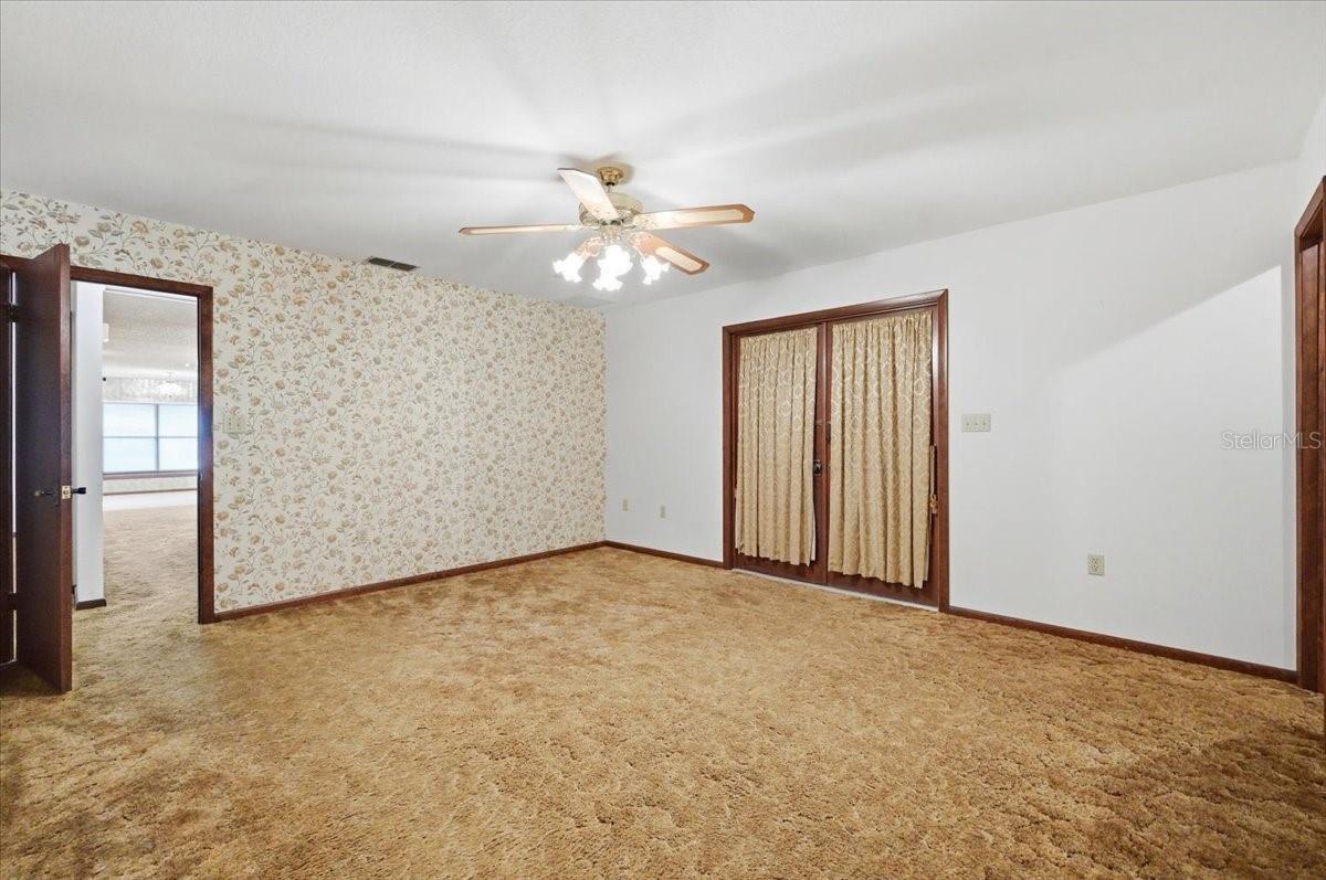 7026 Willow Run Loop Property Photo 44