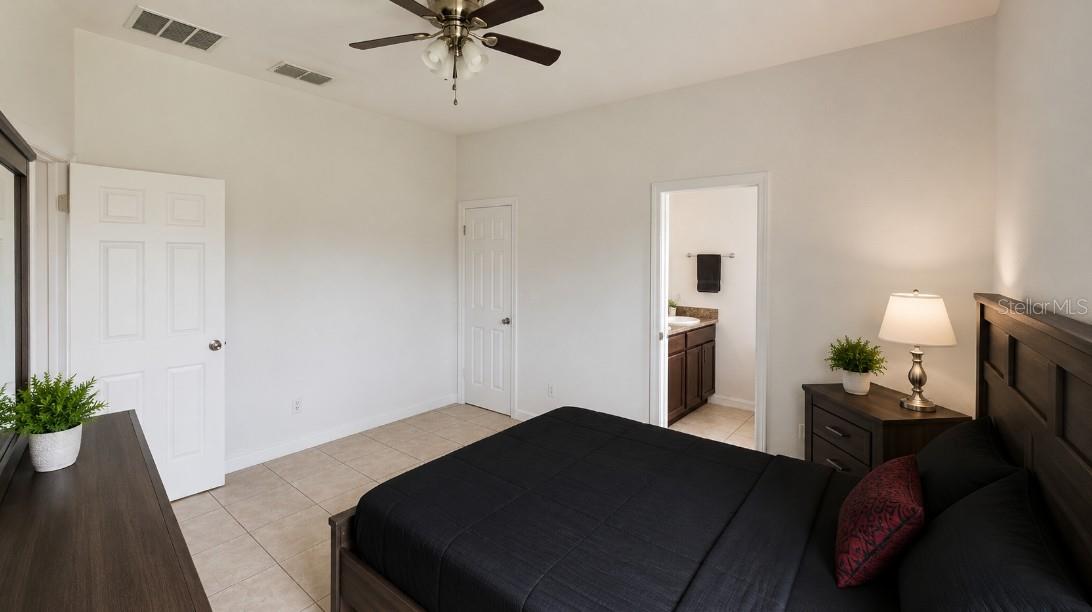 828 Abbeville Ct Property Photo 13