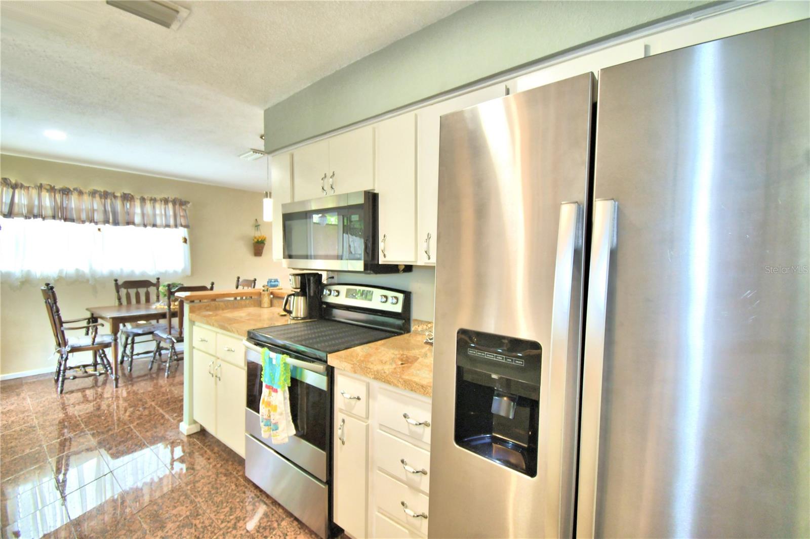 142 Martha Dr Property Photo 23