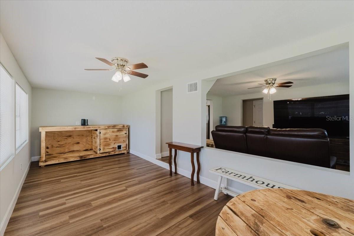 2531 Hebb Rd Property Photo 14