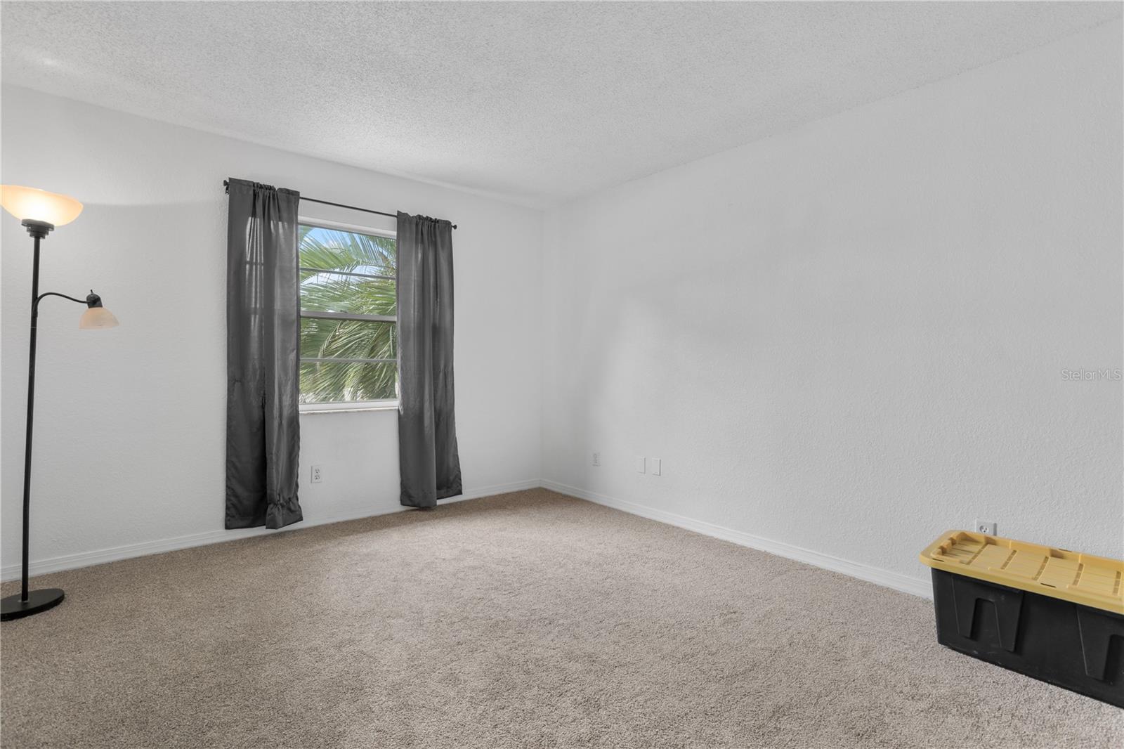 630 E Thelma St Property Photo 20