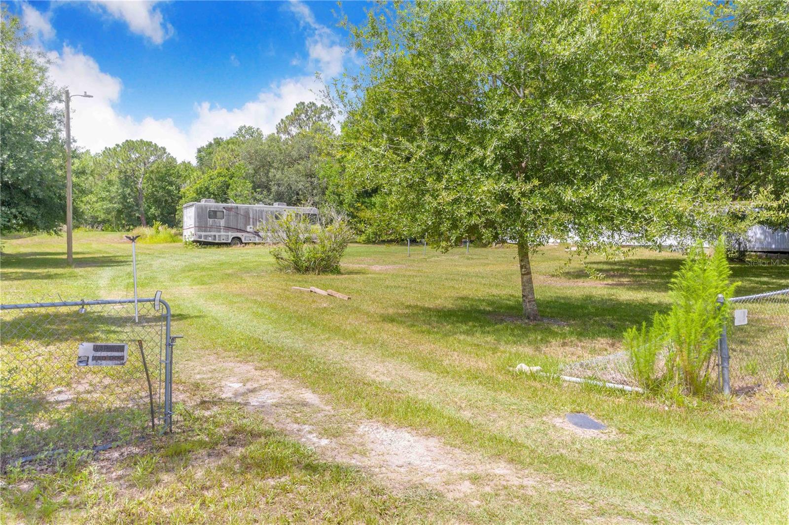 6873 Wilbar Ln Property Photo 1