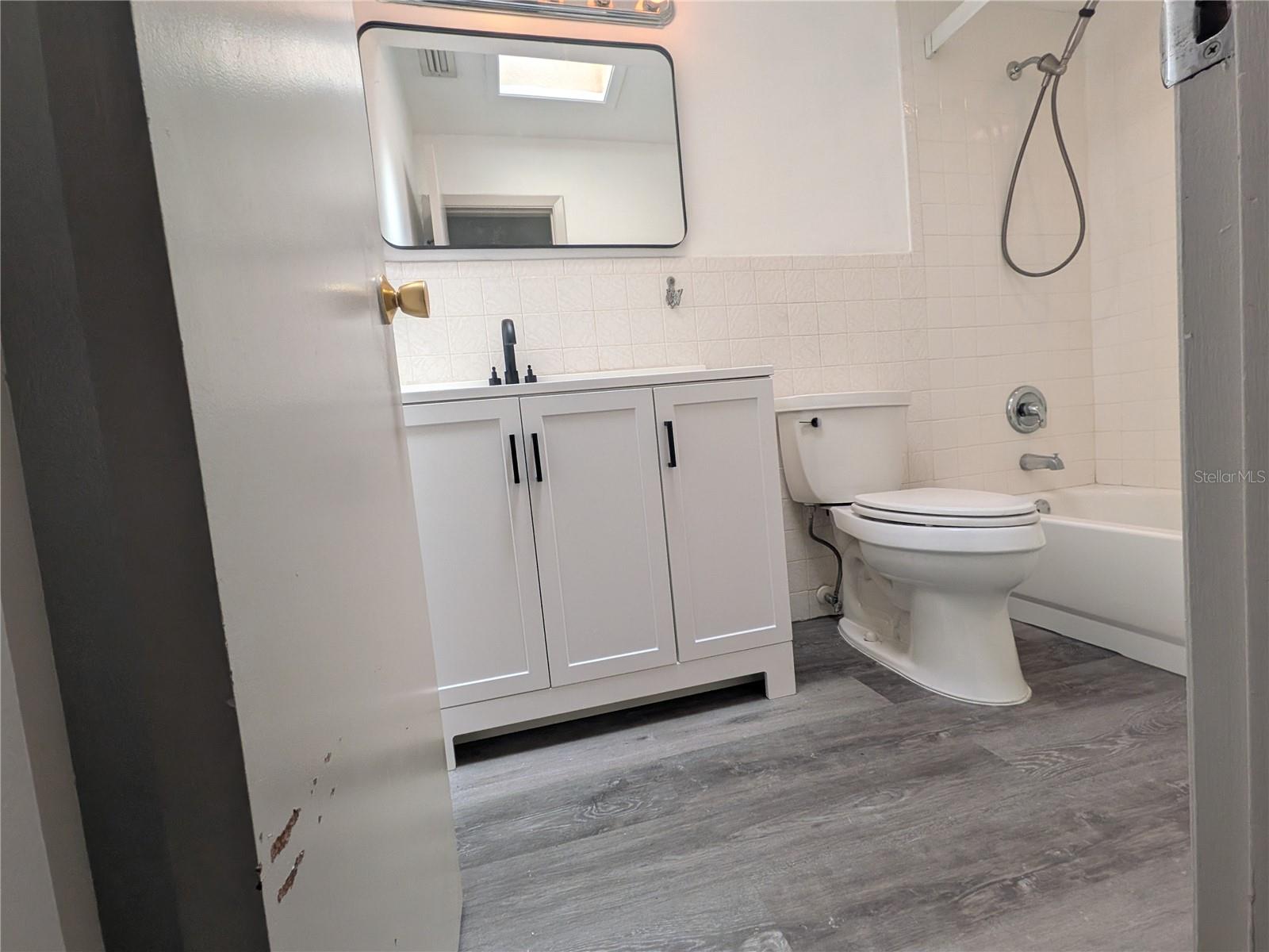 644 Viscaya Ave Property Photo 35