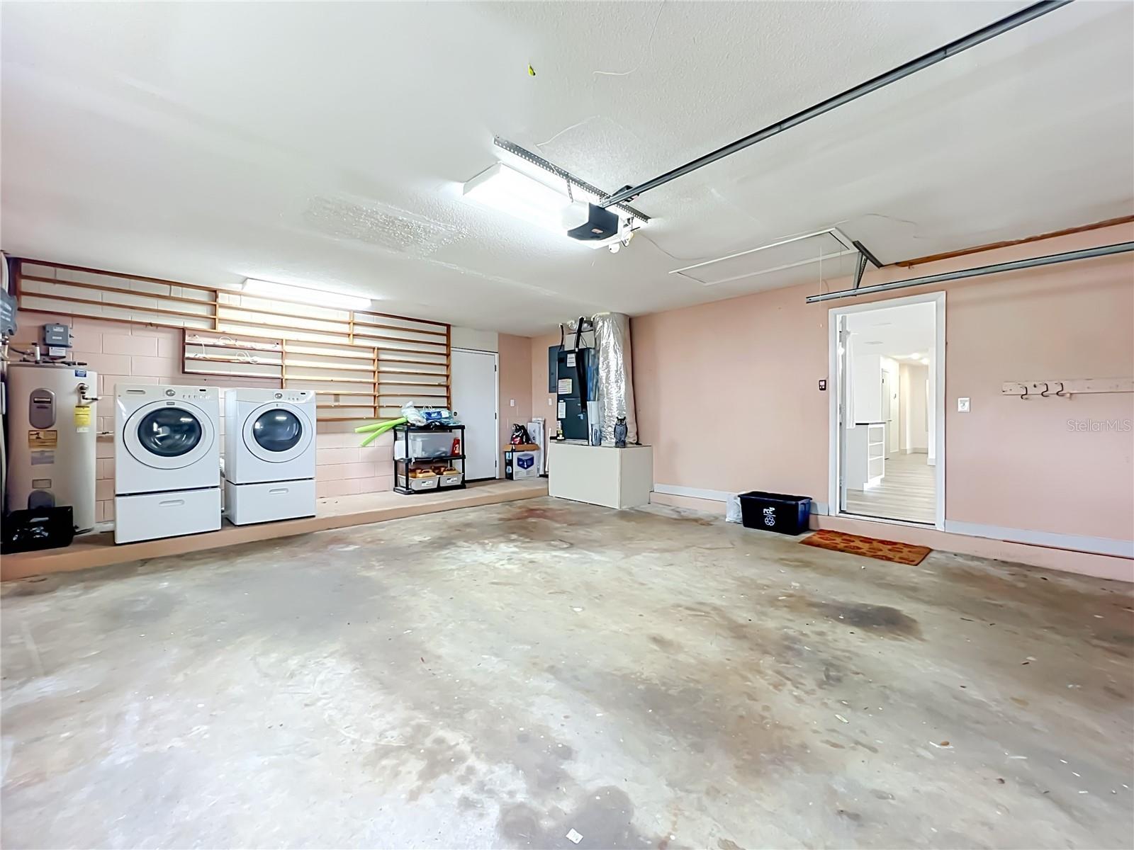 644 Viscaya Ave Property Photo 42