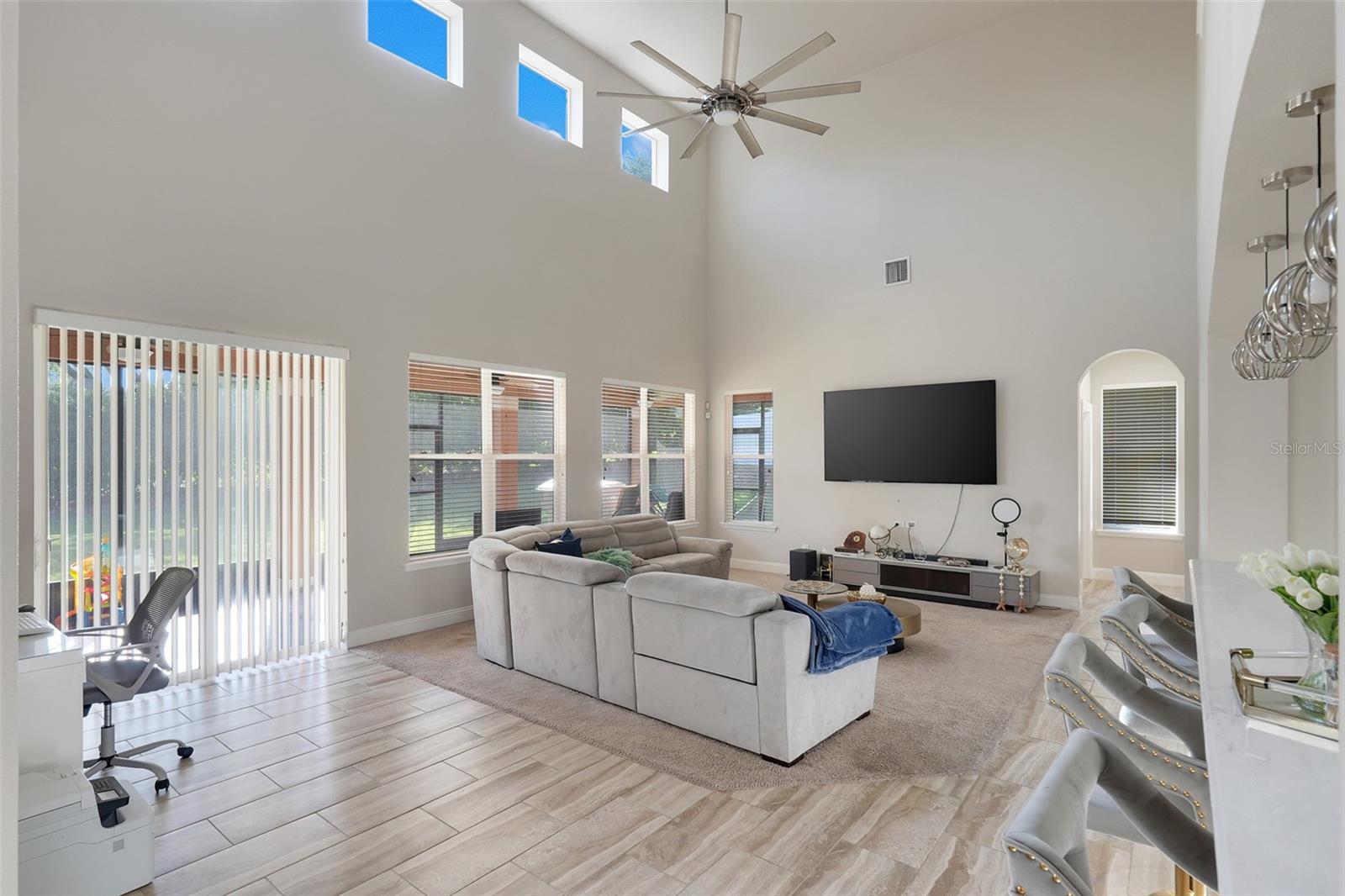 11045 Lemay Dr Property Photo 14