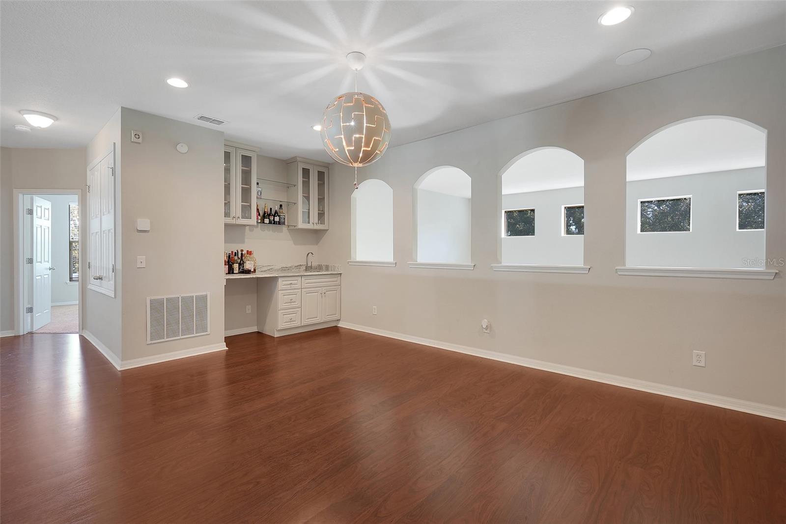 11045 Lemay Dr Property Photo 21