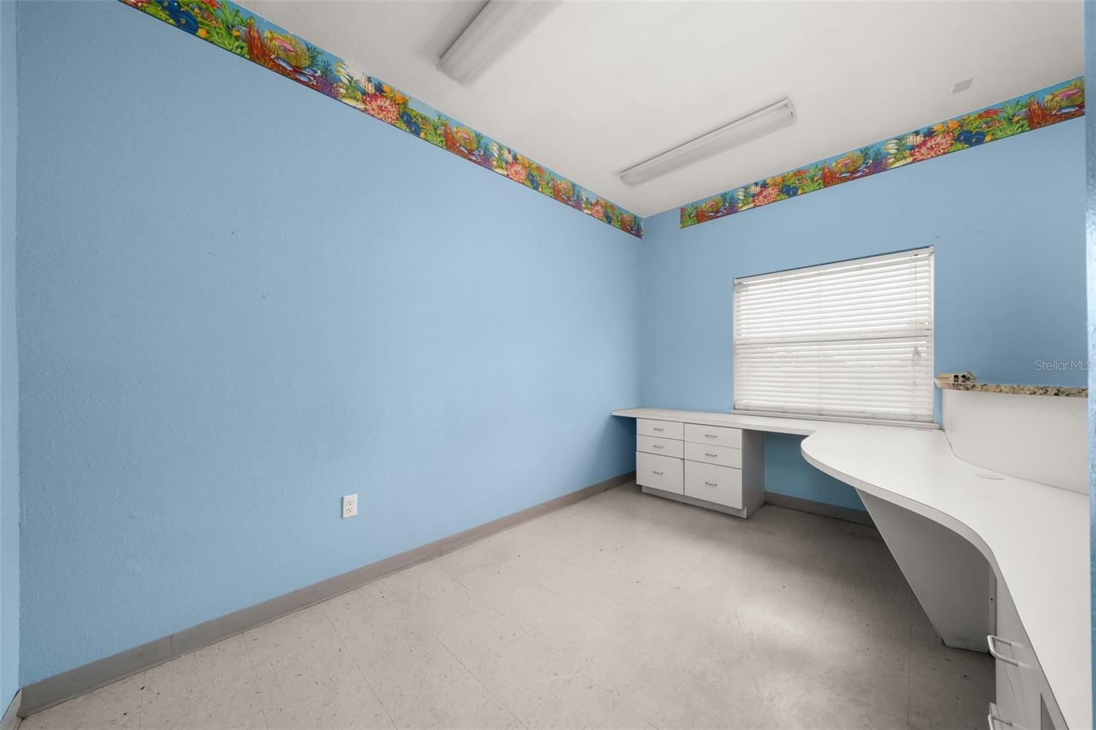401 W Interlake Blvd Property Photo 81