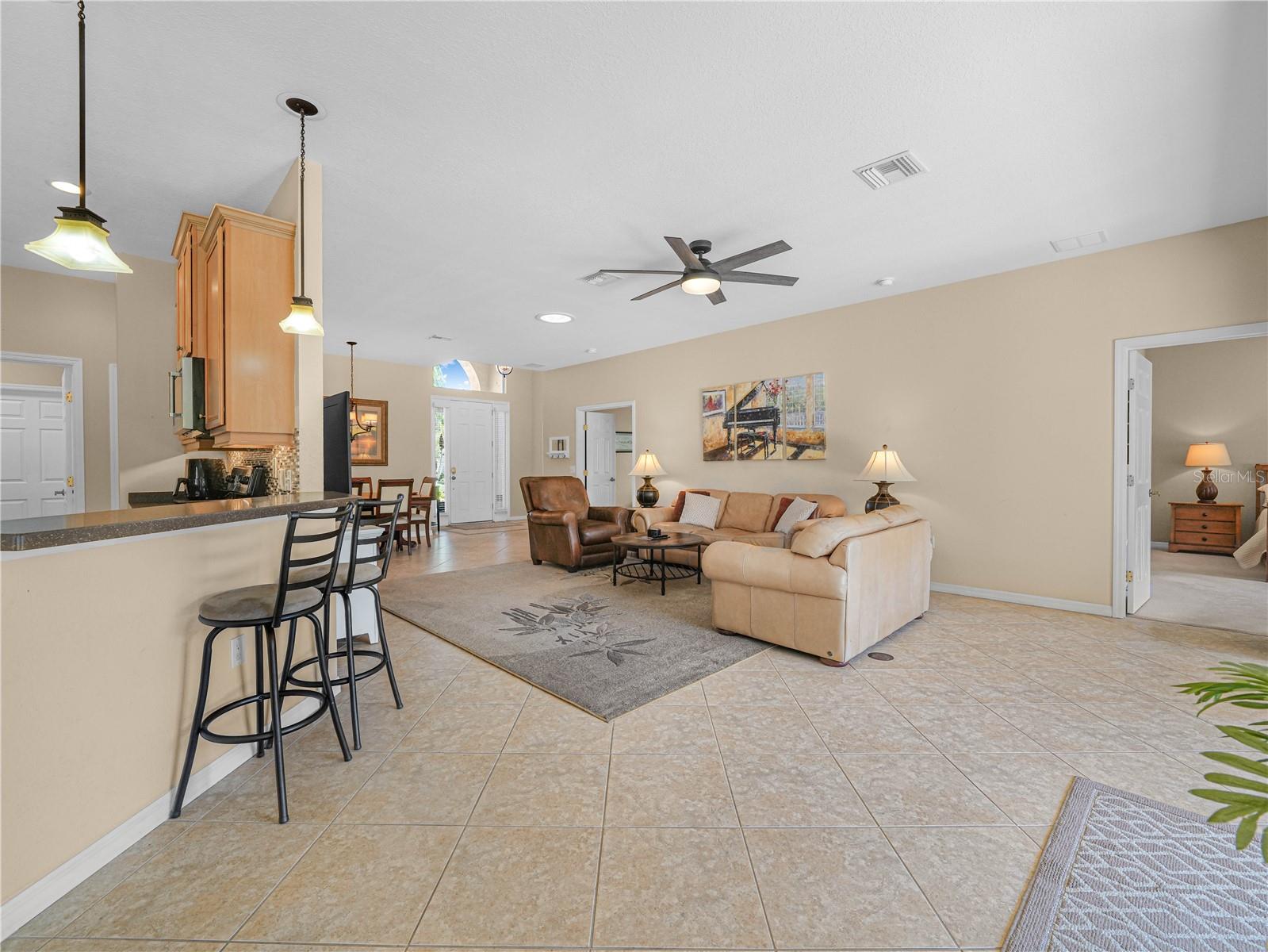 5337 Hogan Ln Property Photo 7