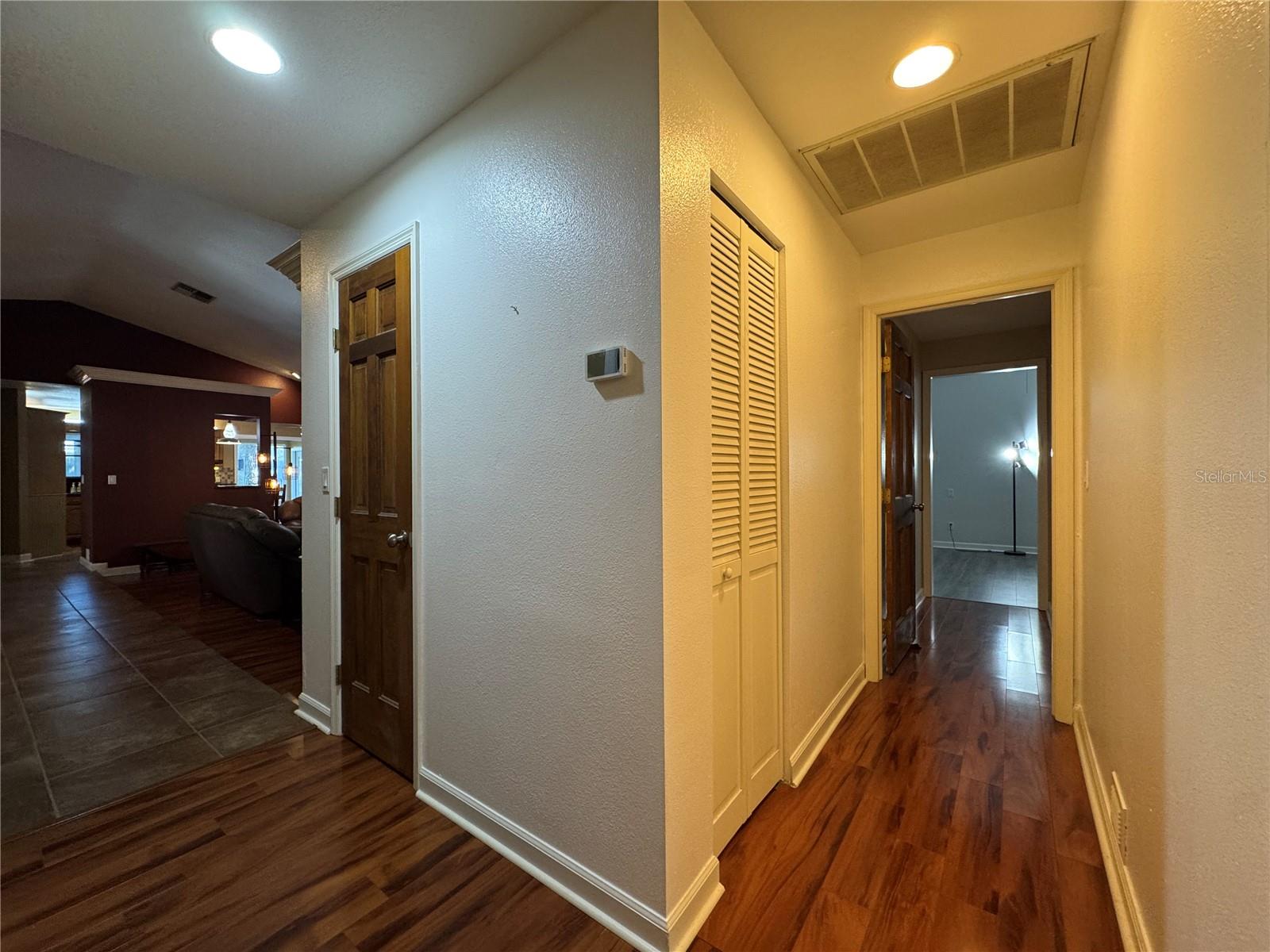 915 Heatherbrook Dr Property Photo 30