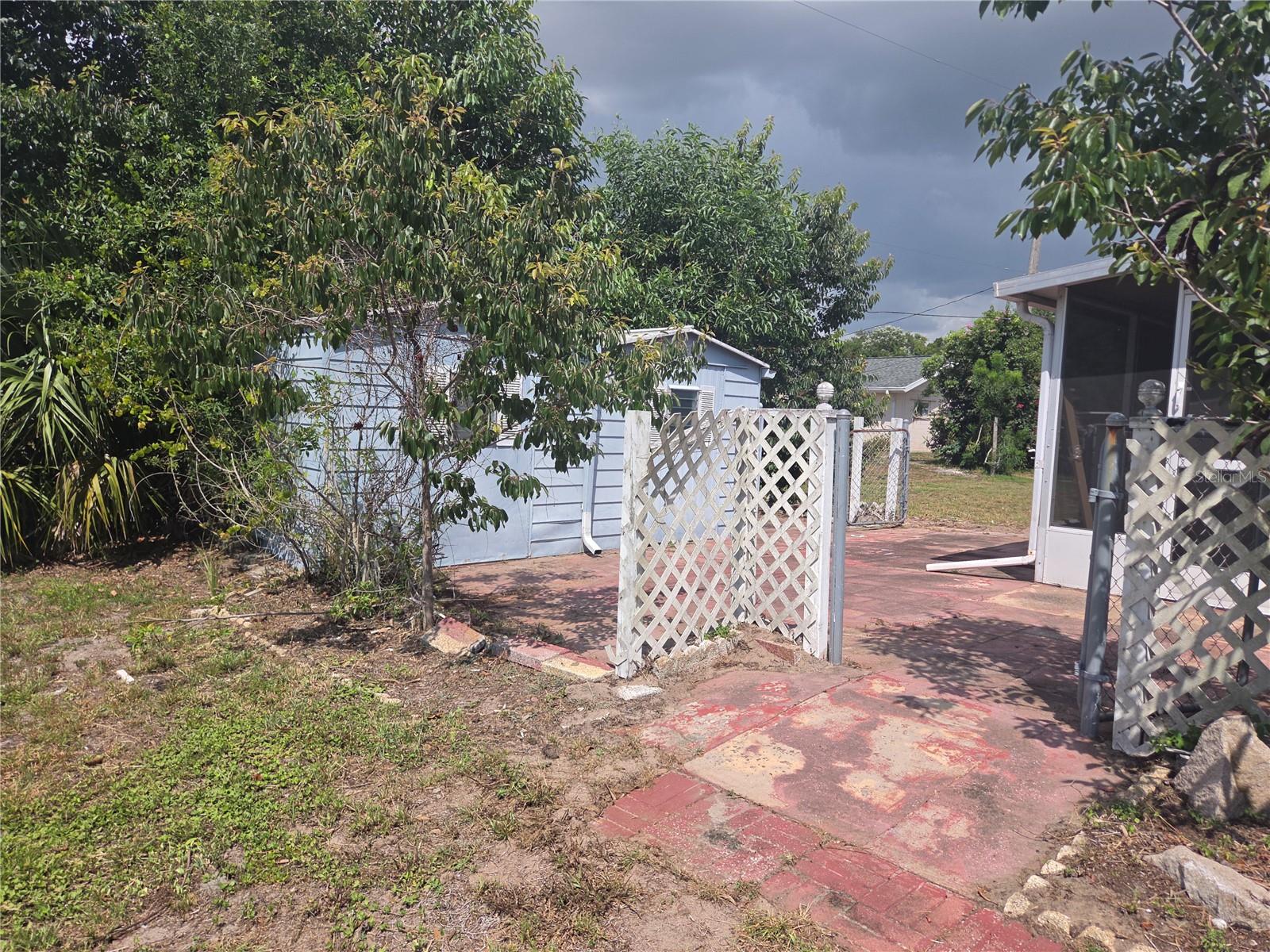 11192 3rd Ave Property Photo 8