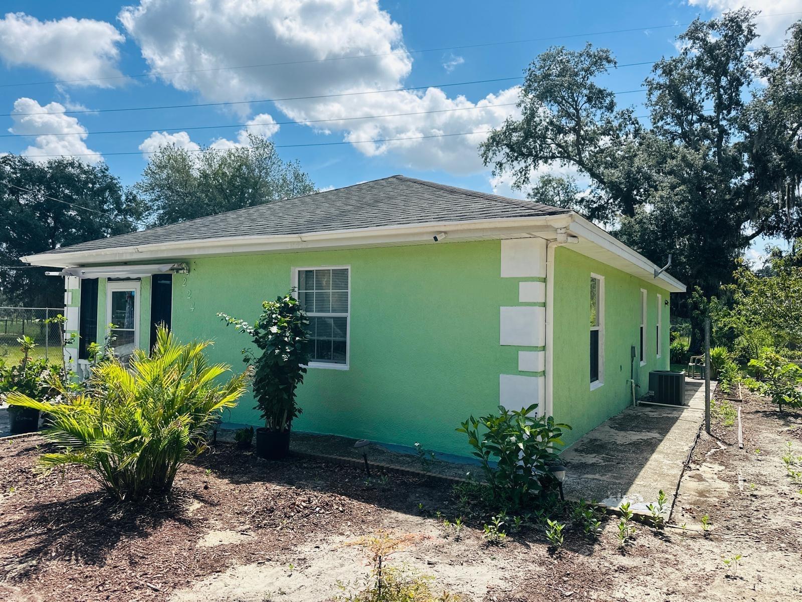 224 Montego Dr Property Photo 2