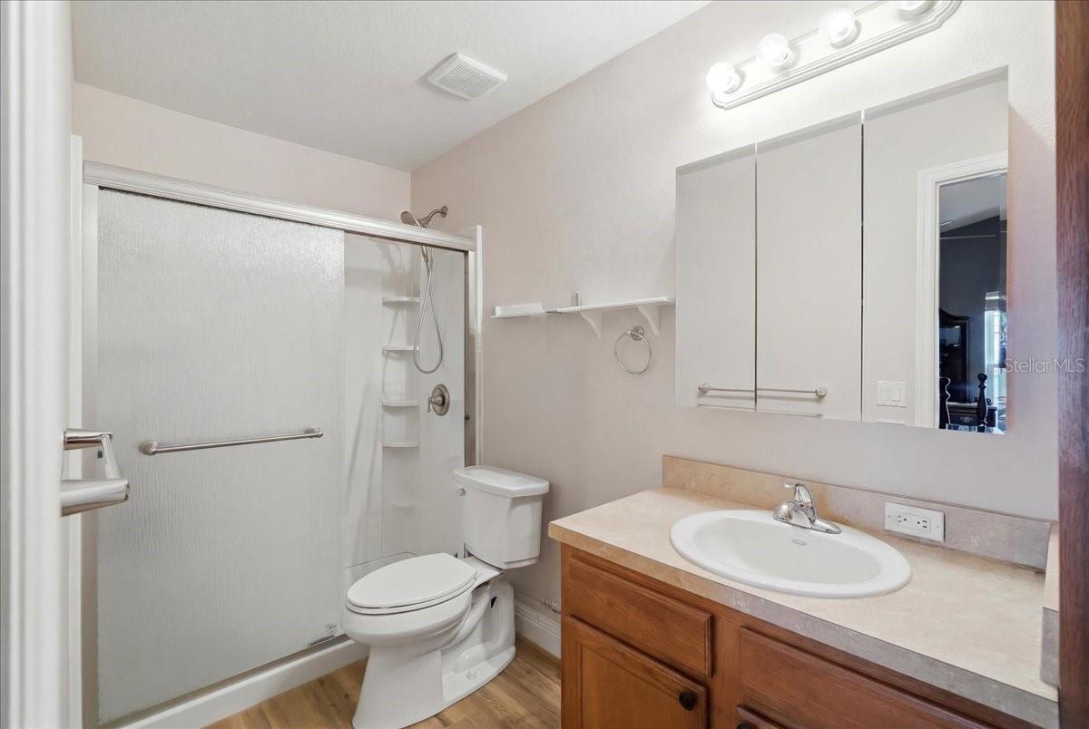 115 Seminole Rd Property Photo 21