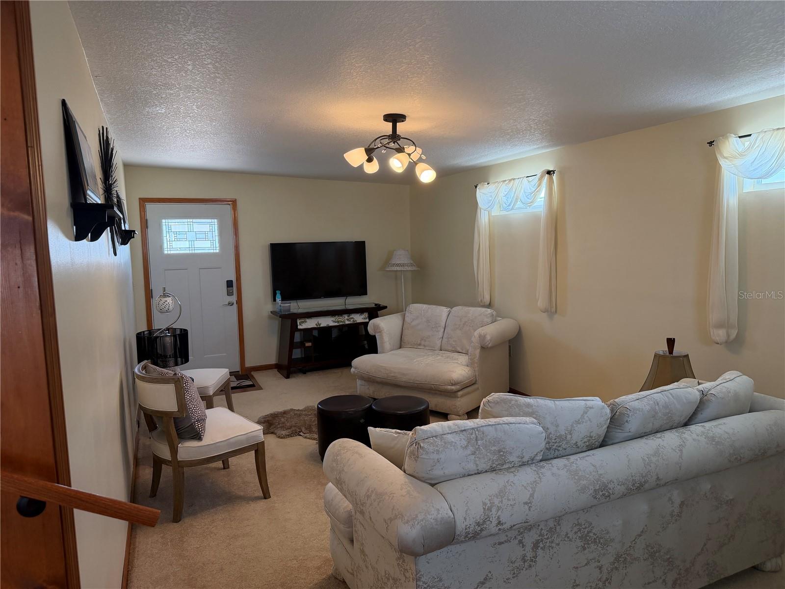 538 Center Crest Blvd Property Photo 4