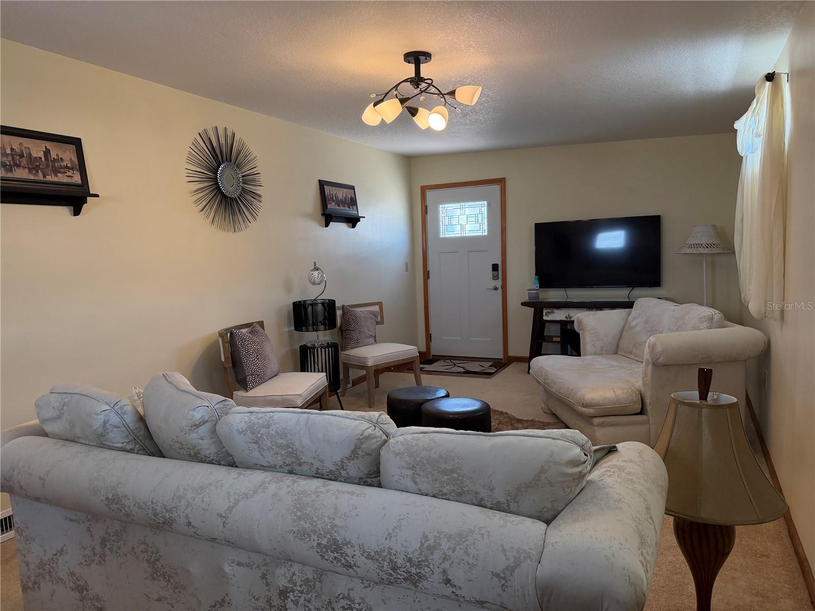 538 Center Crest Blvd Property Photo 5