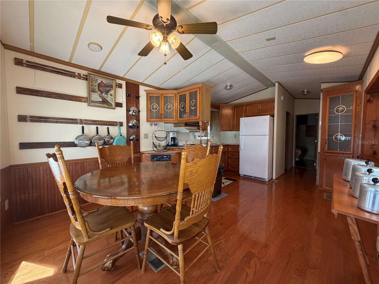 538 Center Crest Blvd Property Photo 11