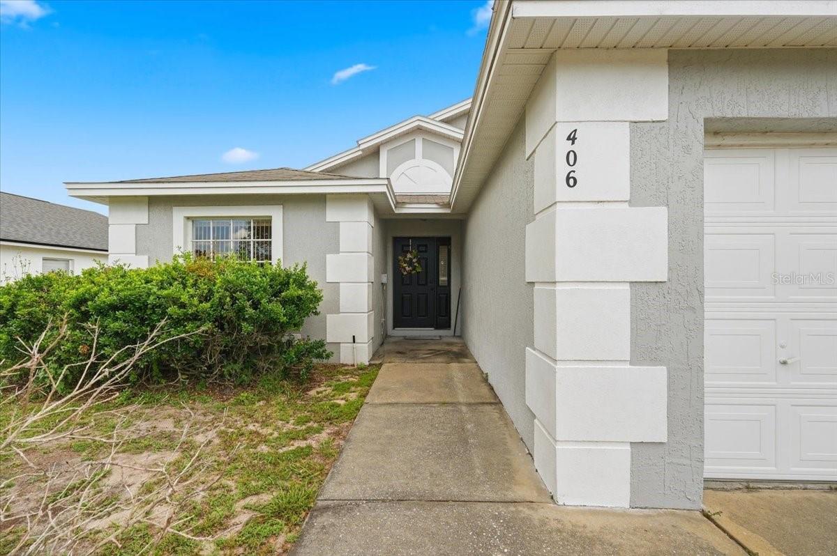 406 Saint Anns Dr Property Photo 4