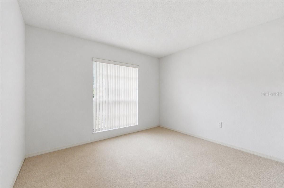 406 Saint Anns Dr Property Photo 18