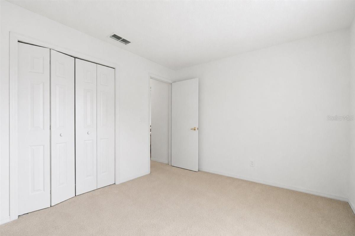 406 Saint Anns Dr Property Photo 19