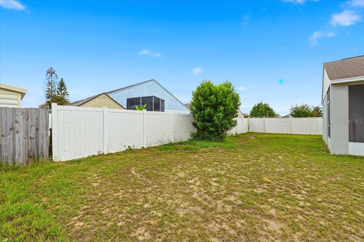 406 Saint Anns Dr Property Photo 26