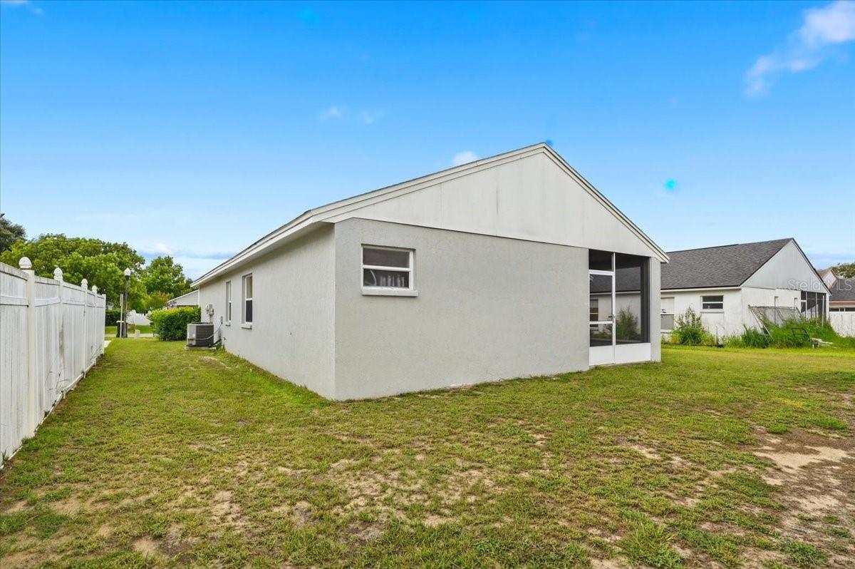 406 Saint Anns Dr Property Photo 27