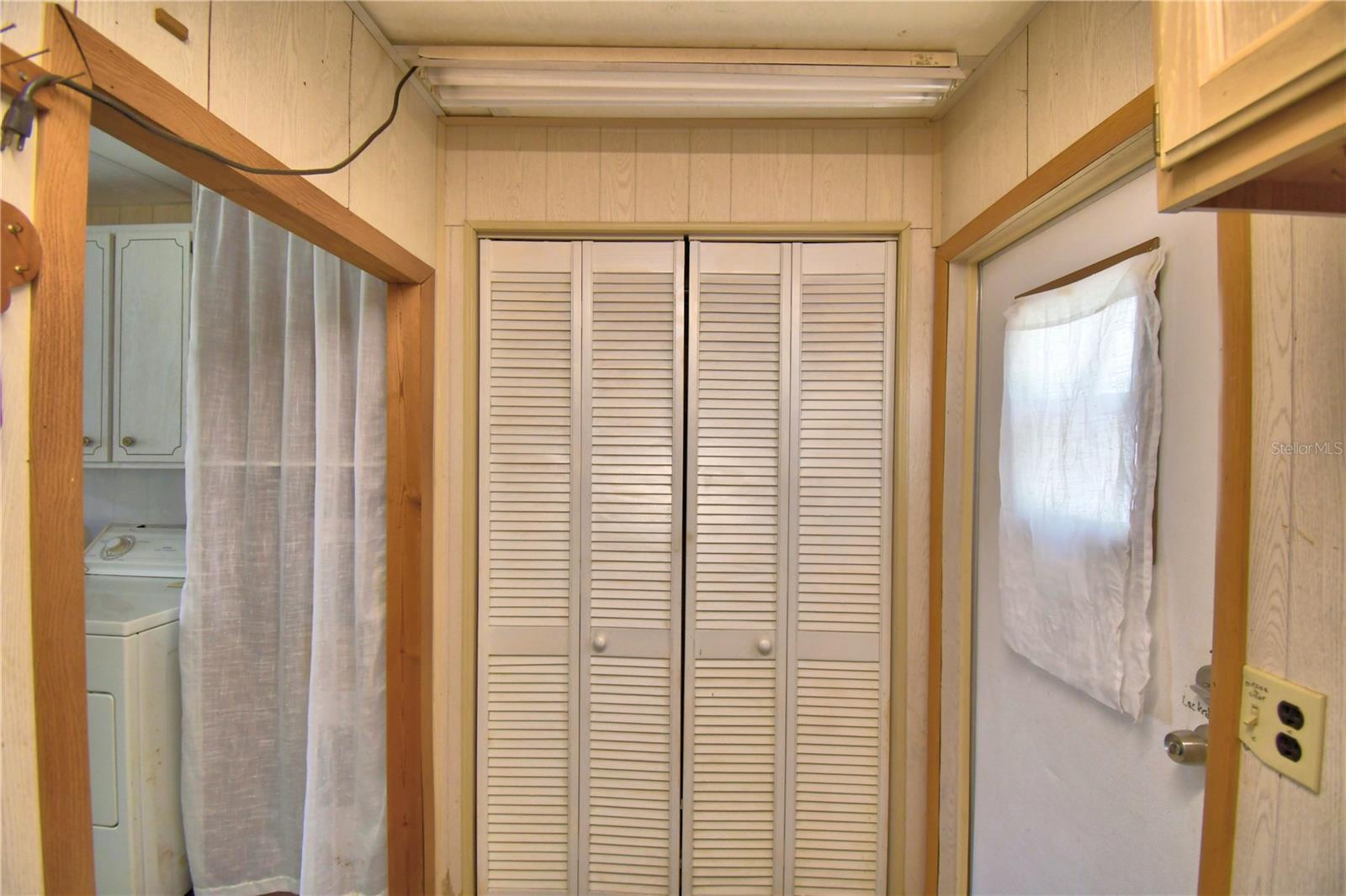 111 Paradise Ln Property Photo 37