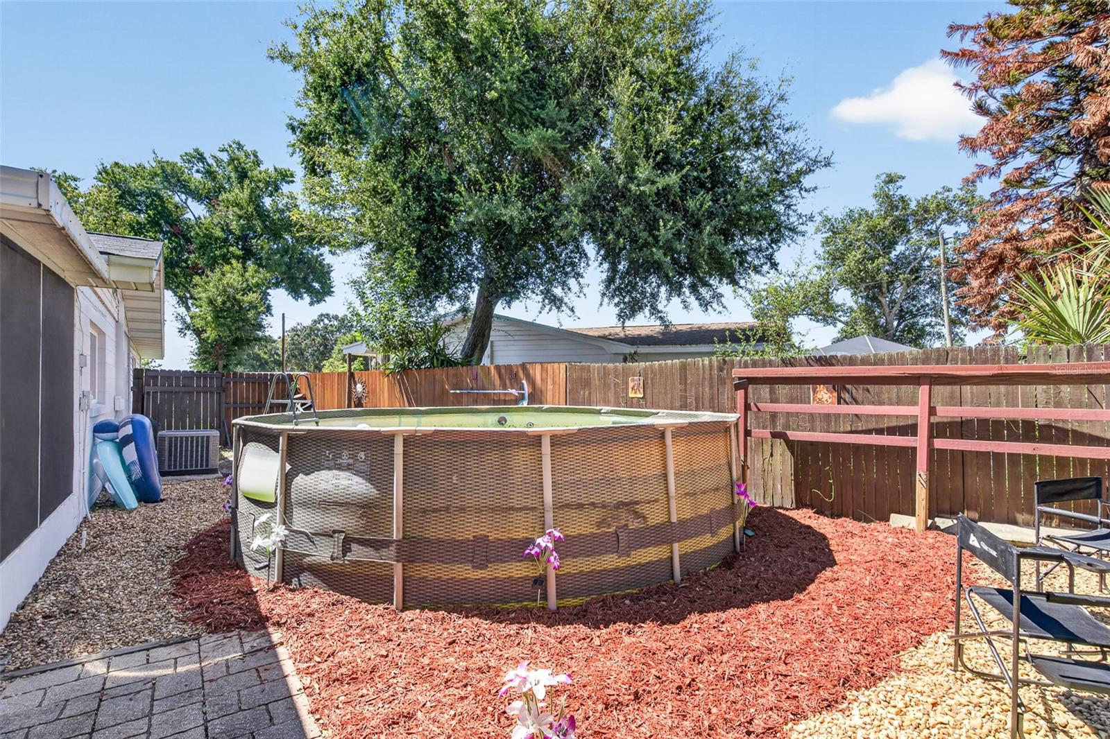 2021 Oliver Pl Property Photo 4