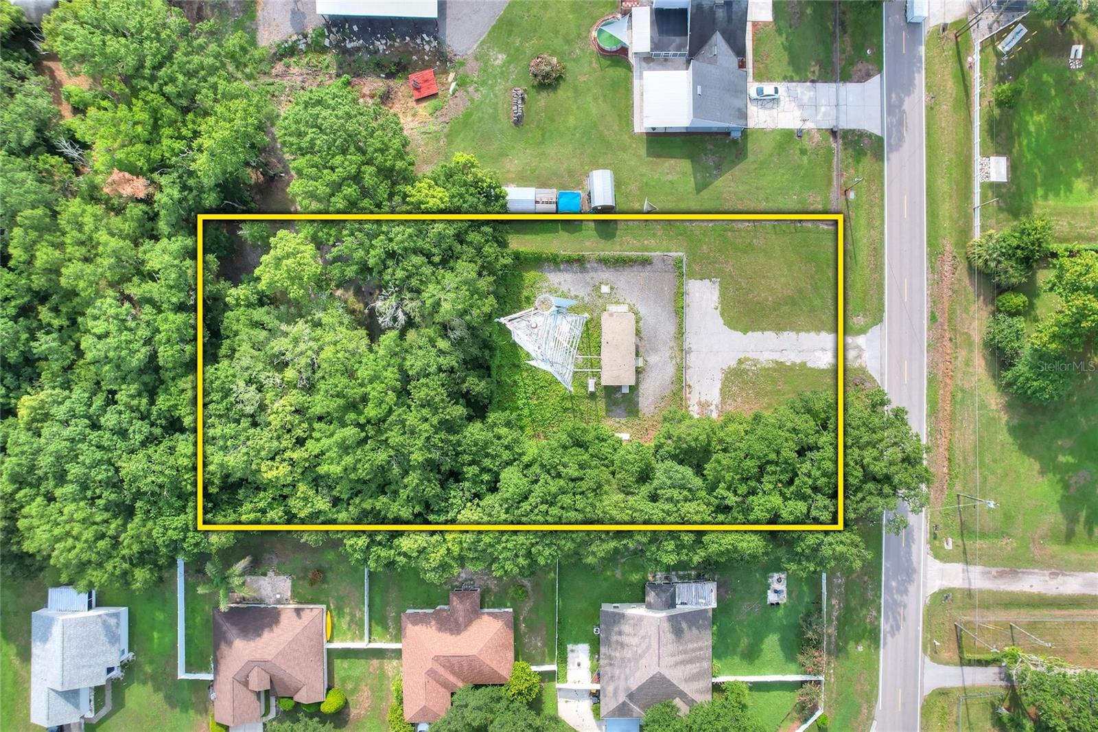 325 Wilder Rd Property Photo 1