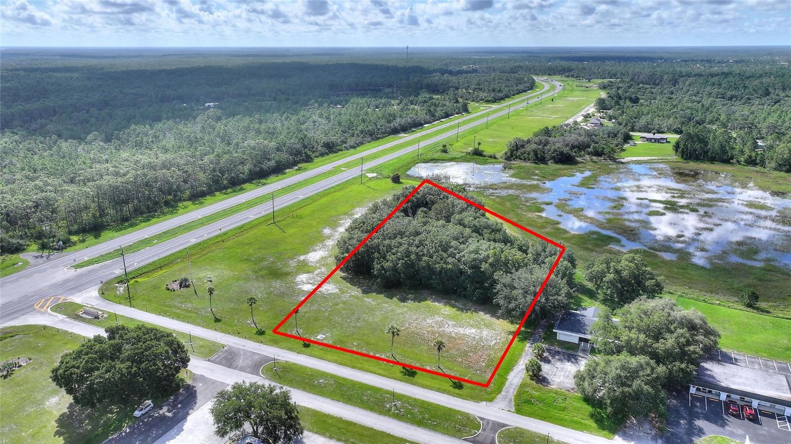 Deland Ave Property Photo 1