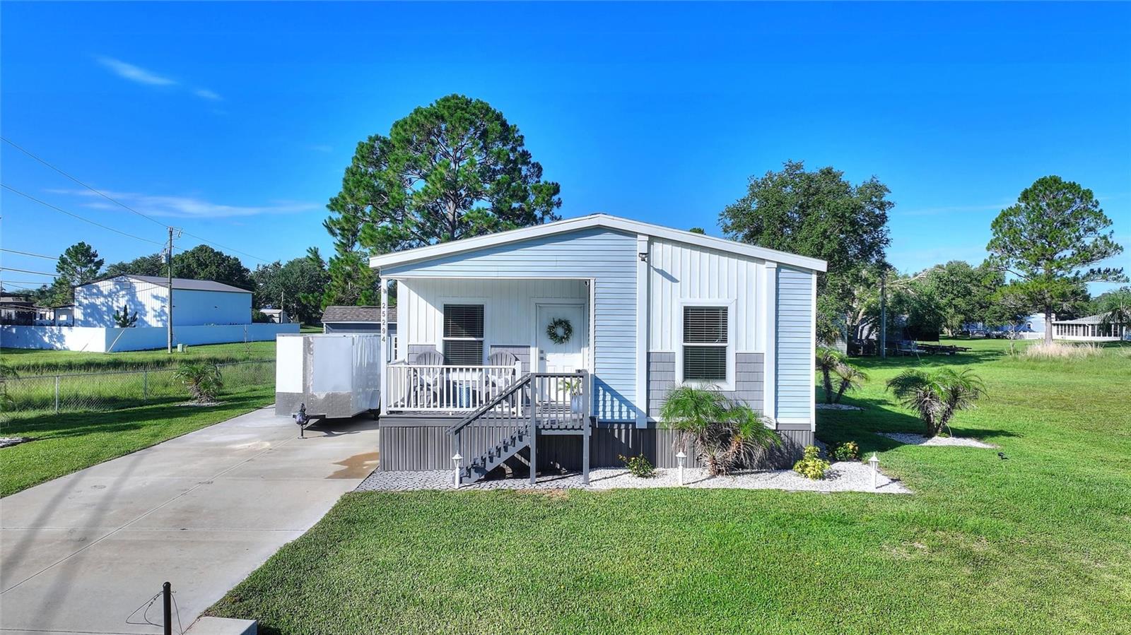 25294 Canterbury Dr Property Photo 1