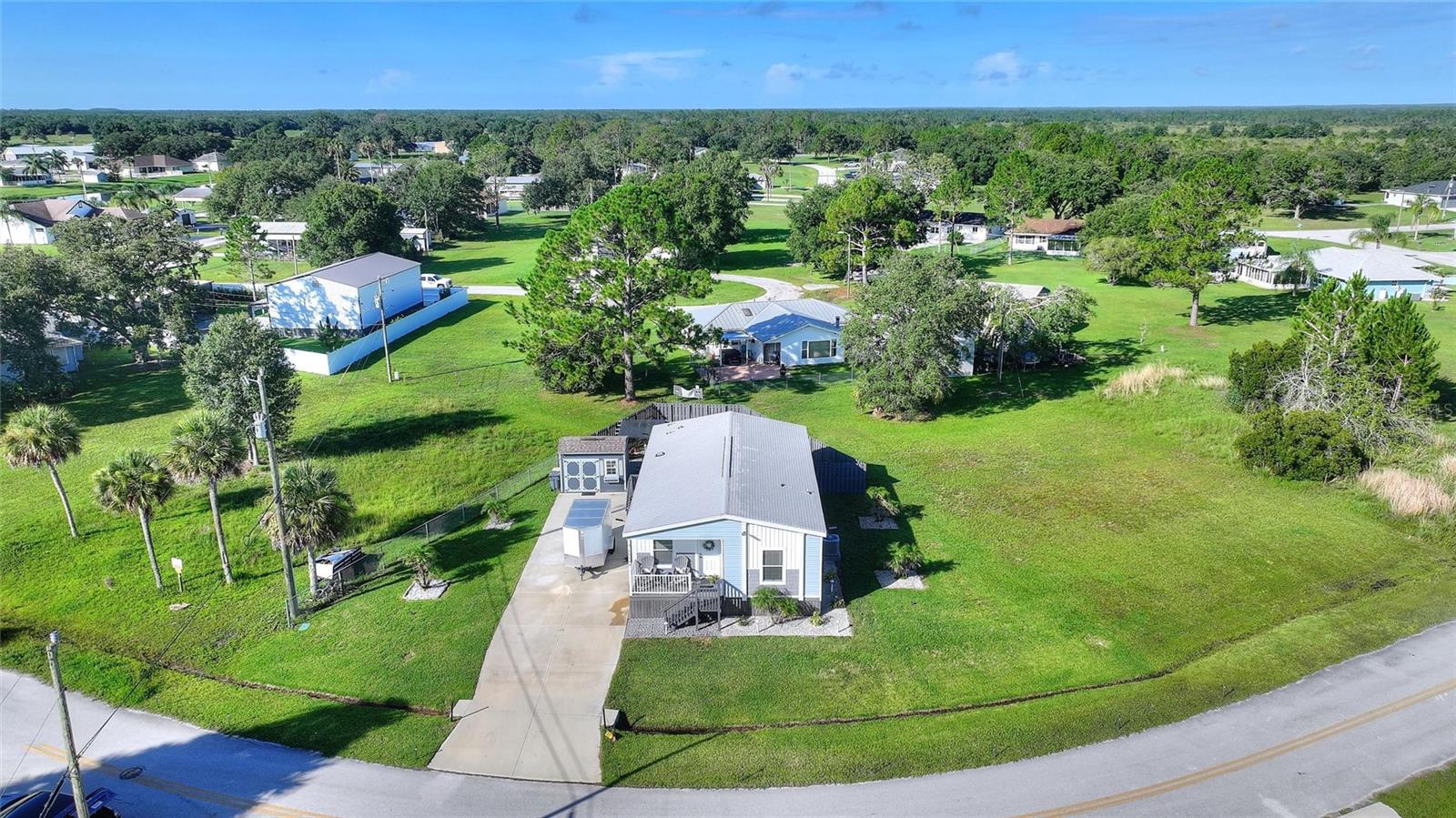 25294 Canterbury Dr Property Photo 35